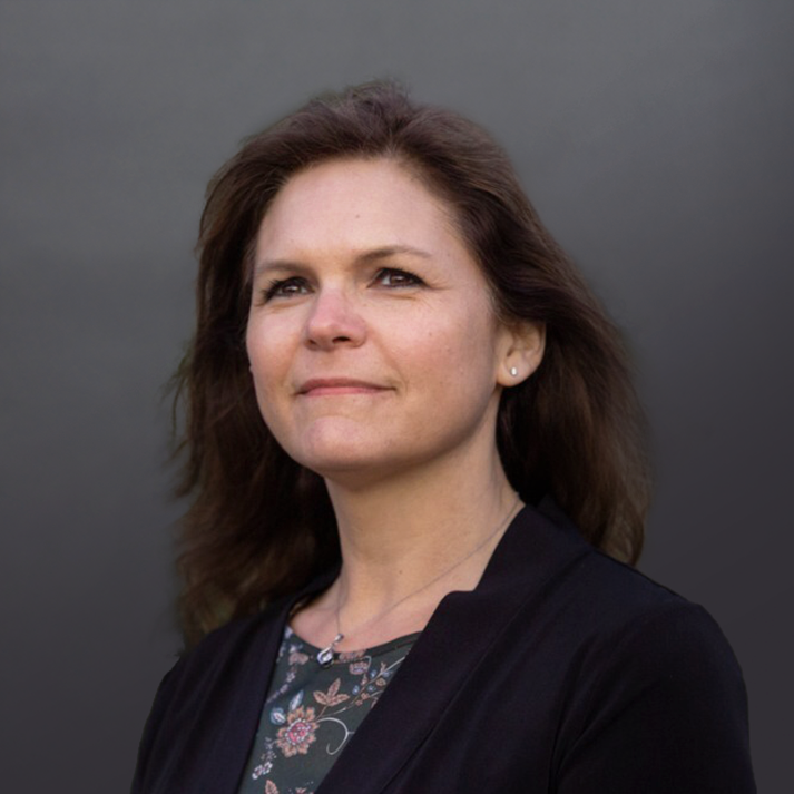 S-Hurst Headshot (1)